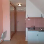 Pacsirta Vendeghaz Pensjonat