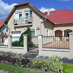 Pacsirta Vendeghaz